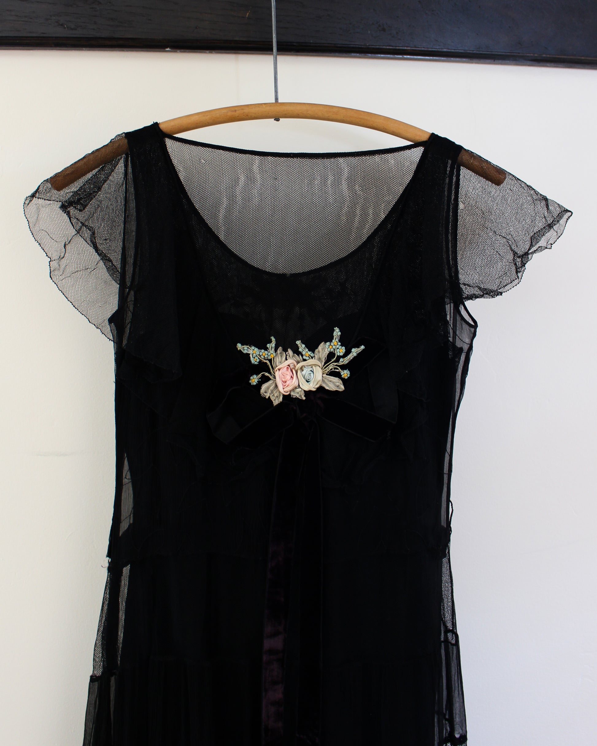 1930s Vintage Lace Dress with Floral Ribbon Work