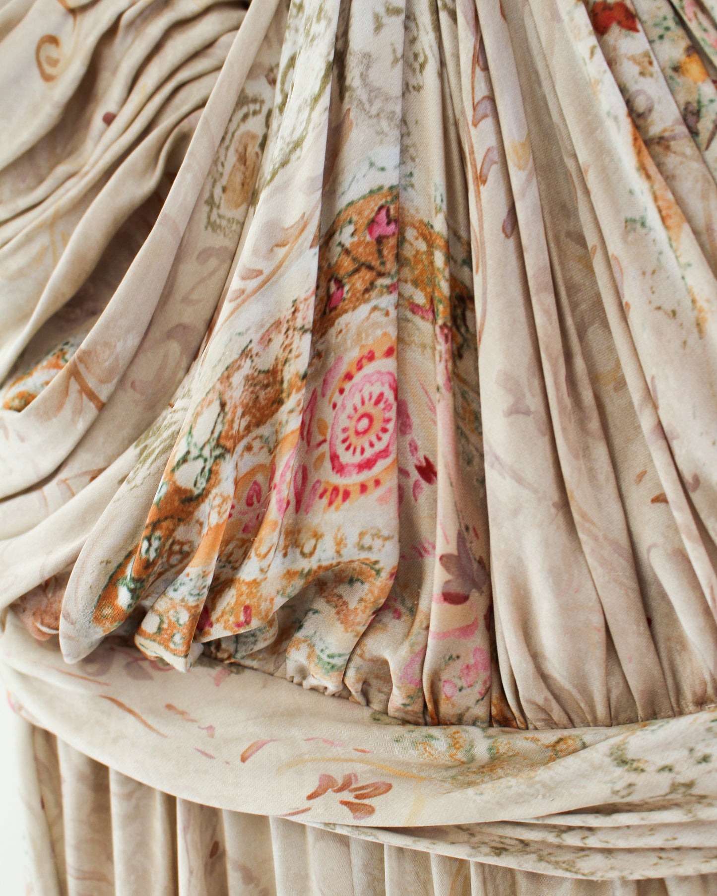 2009 Ralph Lauren Purple Label strapless silk gown. 100% silk with paisley floral print.