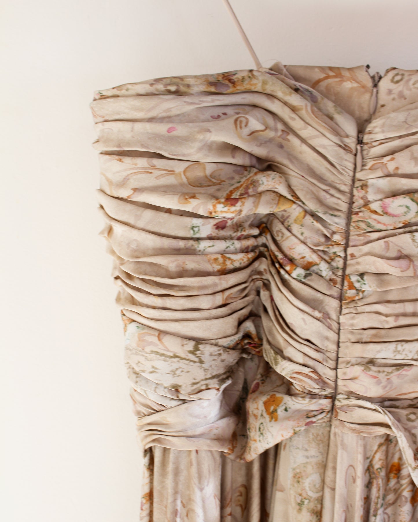 2009 Ralph Lauren Purple Label strapless silk gown. 100% silk with paisley floral print.