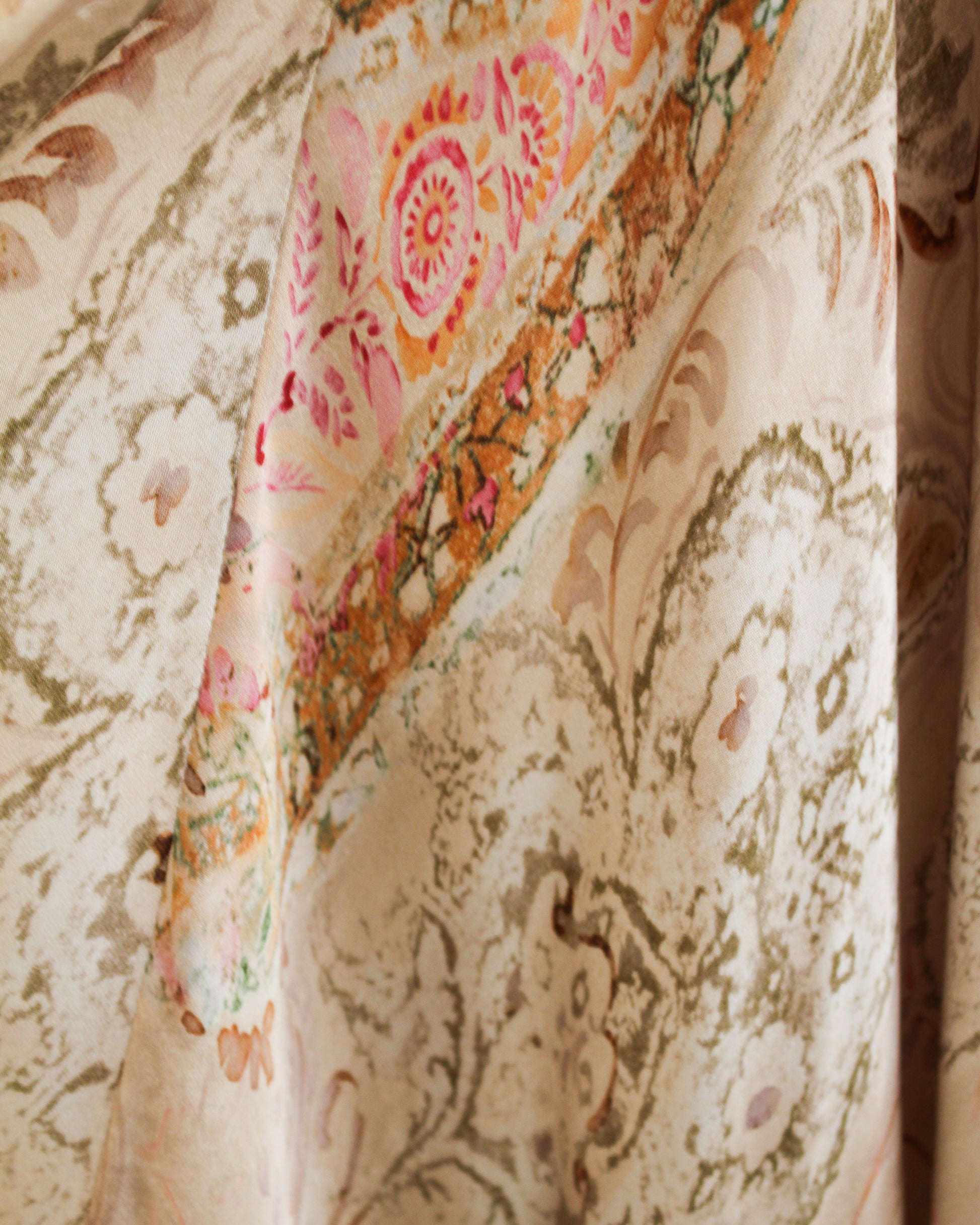 2009 Ralph Lauren Purple Label strapless silk gown. 100% silk with paisley floral print.