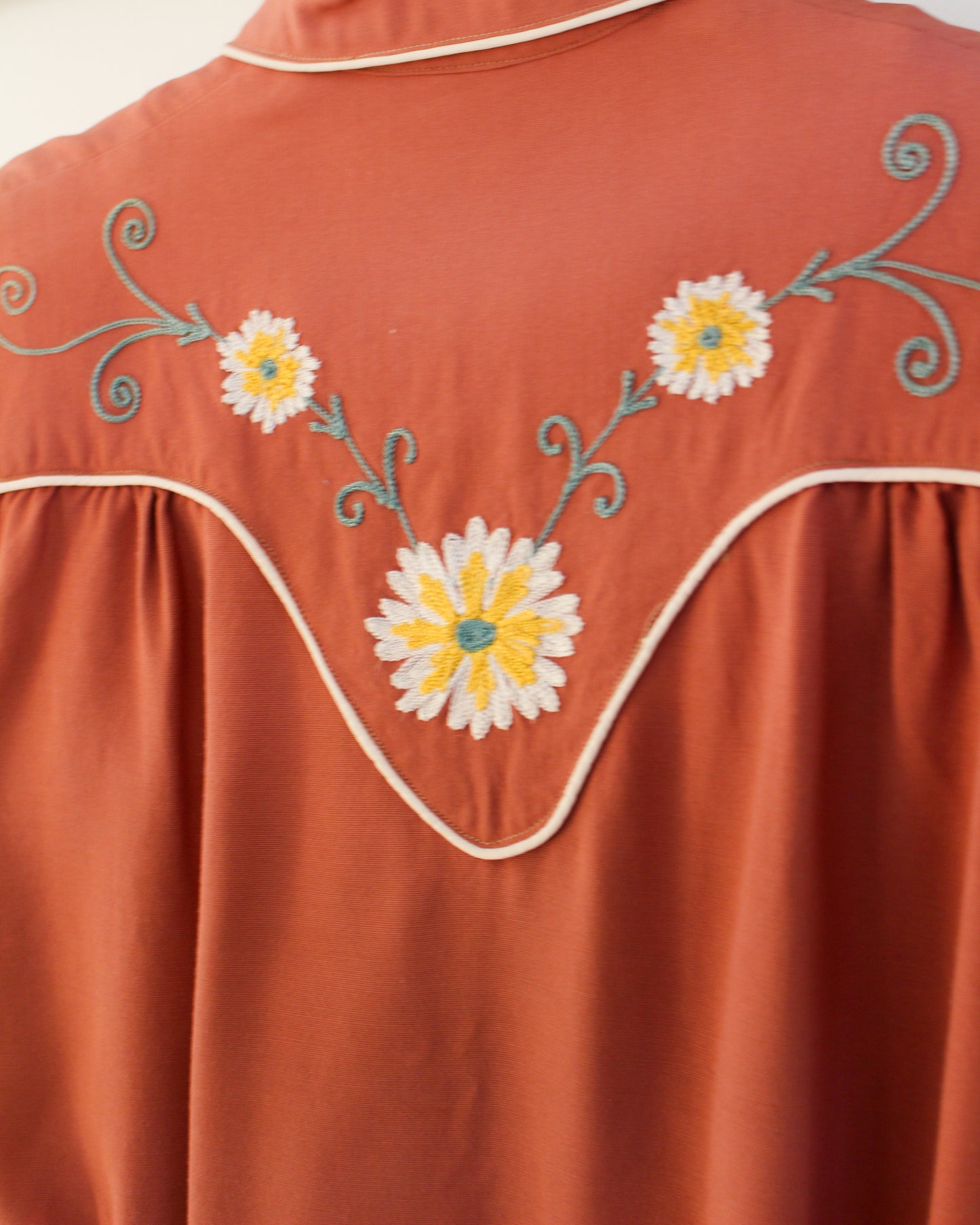 1940s Vintage Floral Chainstitch Western Blouse