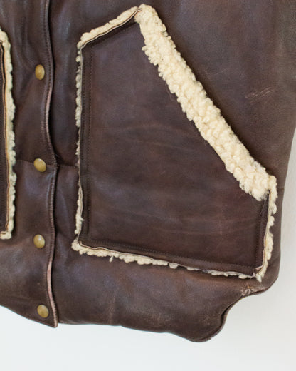 Pocket with shearling trim
